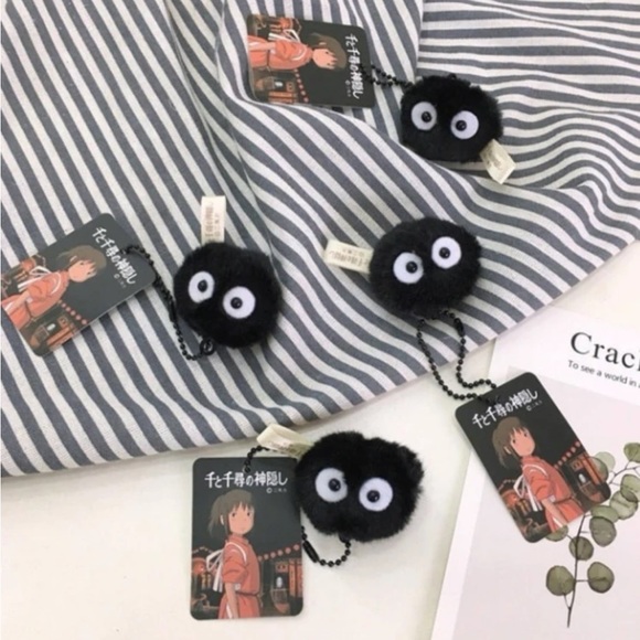 new! spirited away studio ghibli anime dust bunny keychain bag charm - Picture 3 of 3